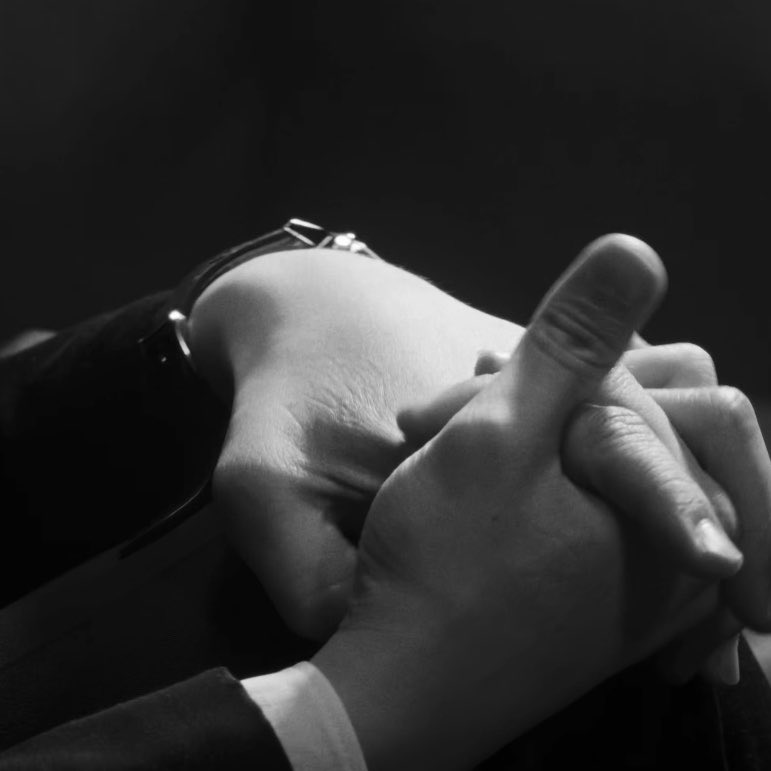 bandew_'s tweet photo. 손등에 찍힌 손톱자국과 땀방울 ...
영현이에게 무한의 응원을 보낼 수밖에 없는 이유 https://t.co/XqrUB5QMi7