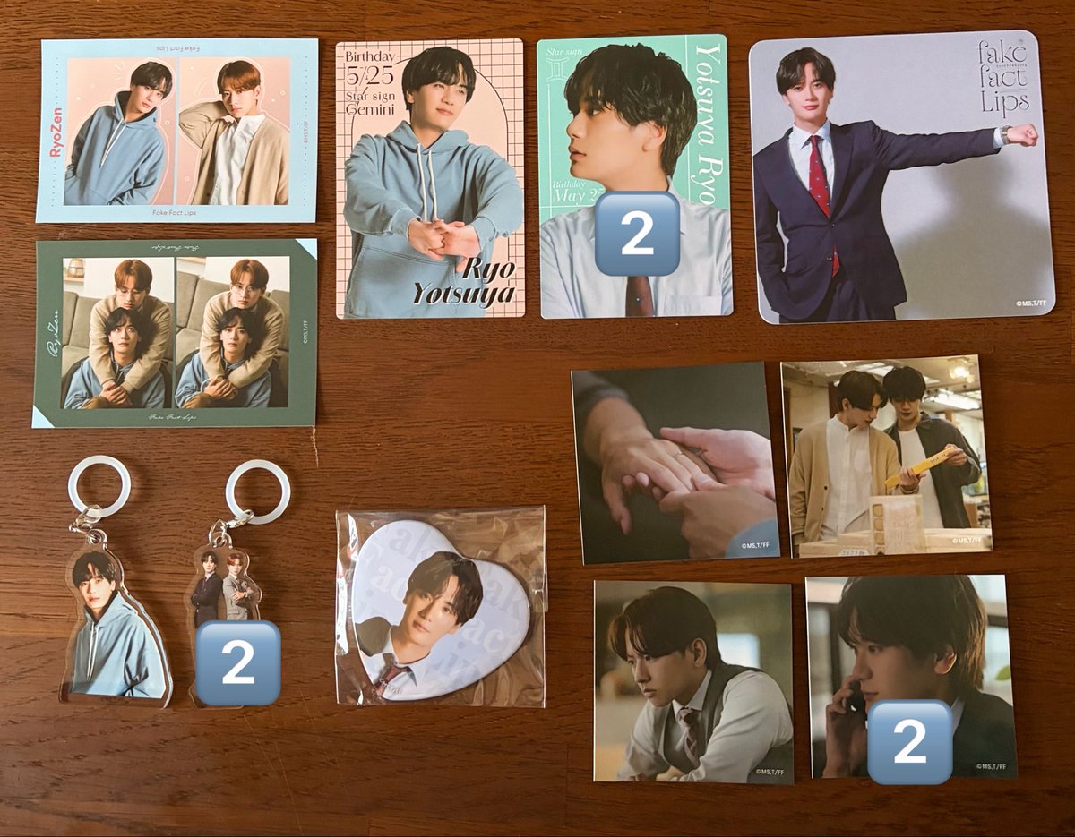 bemuz_uyim's tweet photo. フェイクファクトリップス グッズ 交換

【譲】1枚目 良 ペア

【求】2、3枚目 全 ペア

異種交換、比率違い可能です◎
下記以外も特に全、ペアアクスタ、Scawaii佐藤友祐求めており基本全関連求めています。まだ先にはなりますがくじとの交換も可能です。

#ドラマFFL #フェイクファクトリップス交換 https://t.co/CQc4SFeV7a