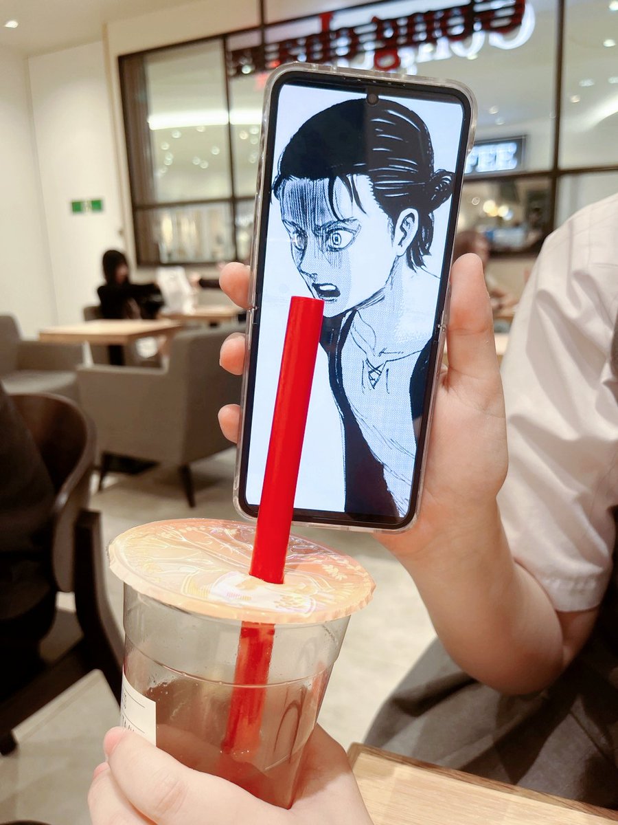 eren_lv's tweet photo. これはエレンにゴンチャの新作を飲ませる私と、残ったタピオカ🧋を爆速吸引する木全さんですദ്ദി＞ᴗ＜)🎀✧ https://t.co/Mz2YZwScsd