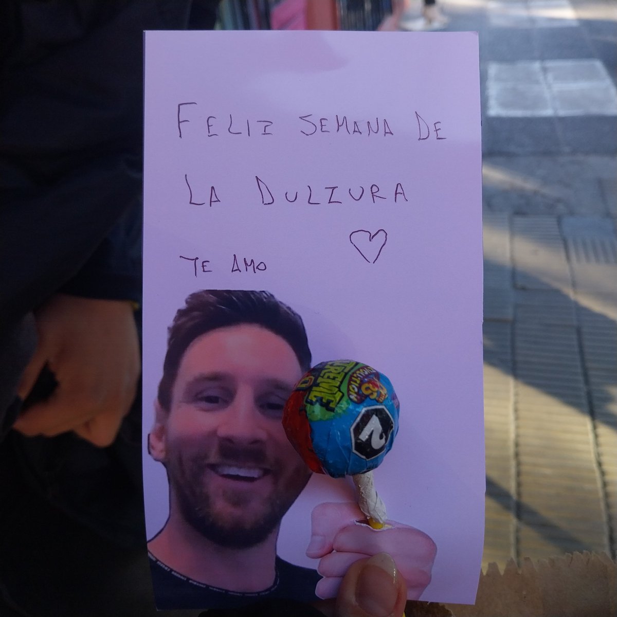 alma_arnz's tweet photo. feliz chemana de la dulzura🥺🥺🥺 https://t.co/pp7V6WuKt8