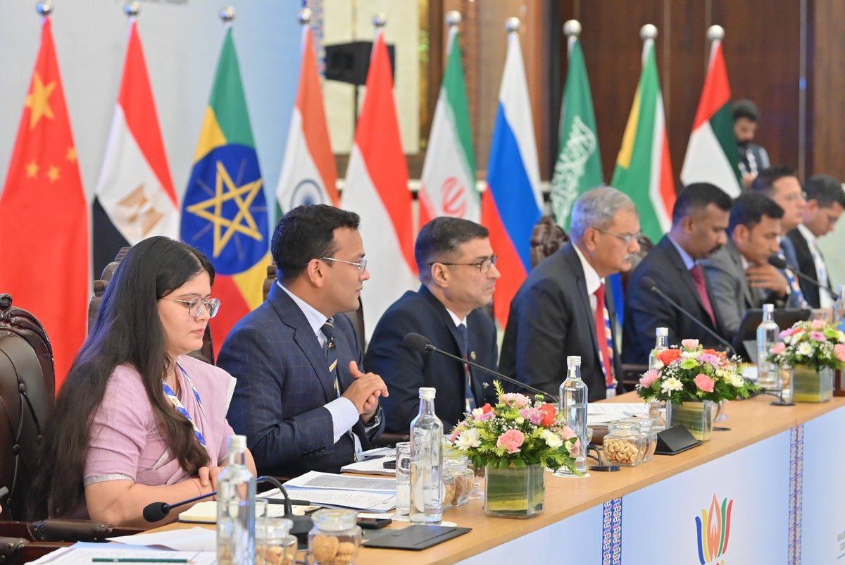 narcoticsbureau's tweet photo. 🤝 𝗕𝗥𝗜𝗖𝗦 𝗛𝗲𝗮𝗱𝘀 𝗼𝗳 𝗔𝗻𝘁𝗶-𝗗𝗿𝘂𝗴 𝗔𝗴𝗲𝗻𝗰𝗶𝗲𝘀 𝗠𝗲𝗲𝘁𝗶𝗻𝗴 𝗖𝗼𝗻𝗰𝗹𝘂𝗱𝗲𝗱 𝗶𝗻 𝗚𝘂𝘄𝗮𝗵𝗮𝘁𝗶, 𝗔𝘀𝘀𝗮𝗺 🤝

🏆 A major outcome of the Meeting was the unanimous adoption of the Guwahati Declaration, reaffirming the collective resolve of BRICS nations to strengthen cooperation against illicit drug trafficking and related transnational organized crime.

📜 The Guwahati Declaration calls for enhanced and timely exchange of information, intelligence, and best practices, consistent with national laws and international obligations.

🔷️ It also emphasizes the use of innovative technologies, digital tools, and data-driven approaches to strengthen law enforcement and regulatory responses to emerging drug trafficking challenges.

🇮🇳 Under India’s BRICS Chairship, the Declaration reflects a shared vision for stronger international cooperation and coordinated action against the global drug menace.

🔷️ Leading the Indian delegation, DG, NCB, Shri Anurag Garg urged BRICS Anti-Drug Agencies  to carry forward the spirit of the Guwahati Declaration and work collectively towards the shared objective of a drug-free world and a safer, healthier global community for generations to come.

#BRICS2026 #BRICSIndia #NCB #DrugControl #AntiNarcotics #AntiDrugs #NashaMuktBharat #SayNoToDrugs

@PMOIndia @HMOIndia @MEAIndia @dg_ncb @BricsIndia2026 @PIB_India @PIBHomeAffairs @China_Amb_India @ETEmbassyDEL @EgyptinIndia @KBRI_NewDelhi @Iran_in_India @RusEmbIndia @KSAembassyIND @UAEembassyIndia @NCBNER @NCBGuwahati @NcbImphal @NCBAgartala