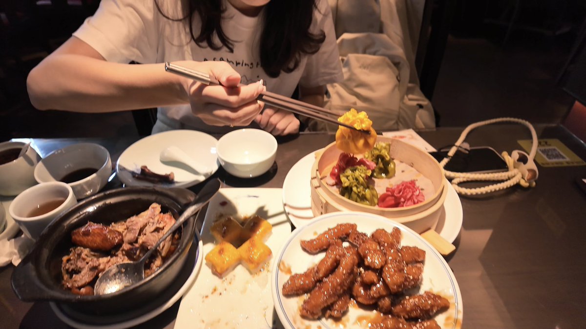 AprilHan6254's tweet photo. 这一路的麻辣鲜香酸酸甜甜只有自己知道 https://t.co/VQY32mDYLL