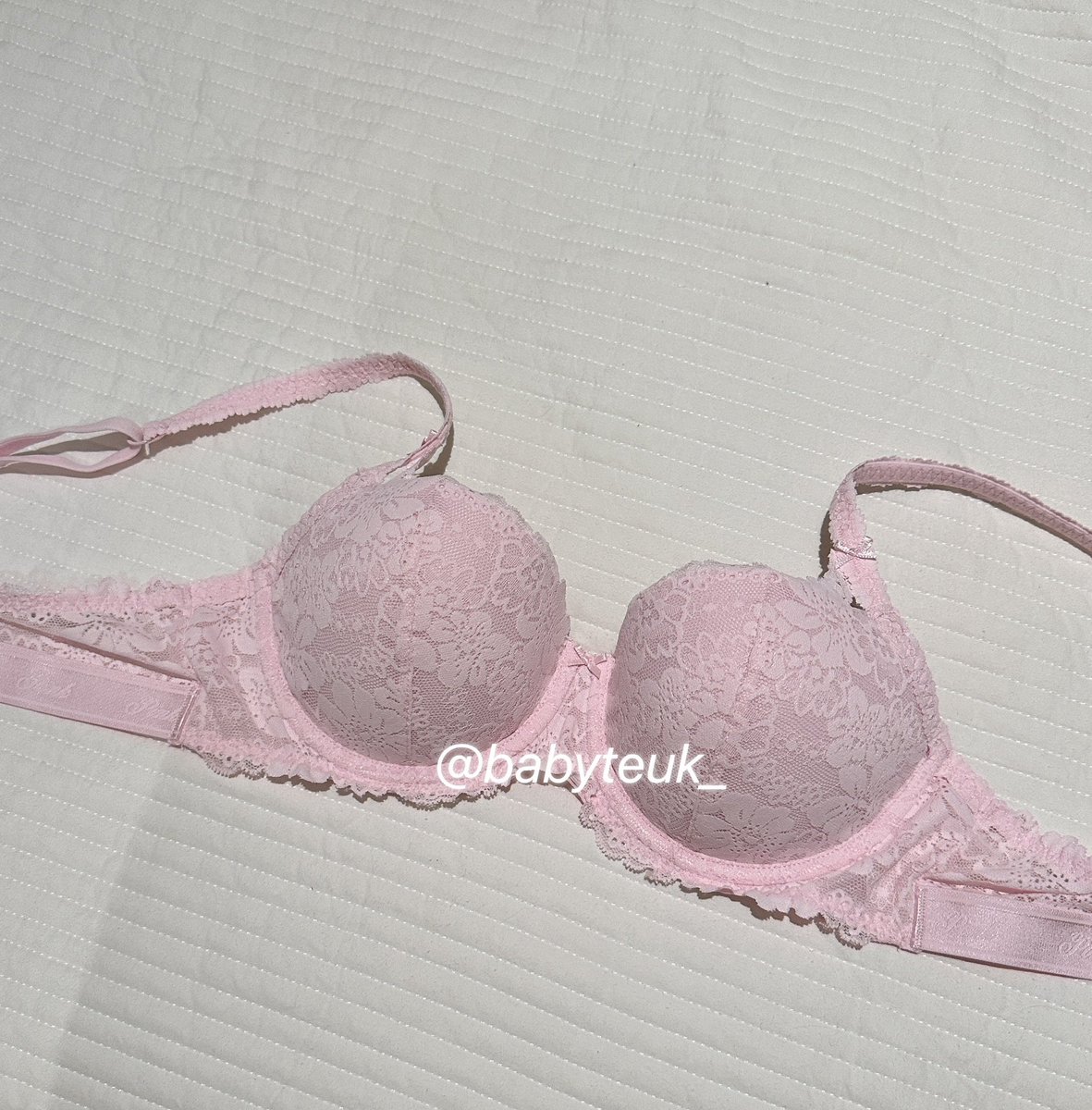 babyteuk_'s tweet photo. พร้อมส่ง มือ1🪽
- Victoria’s Secret wink bra collection twice  บราจีฮโย 36B (ป้ายครบ) 950฿
- แพนตี้ญาญ่า thongสีขาวไซส์ L 330฿

ส่งฟรีทุกรายการ✅✅
#victoriasecretthailand #ตลาดนัดทไวซ์ #ตลาดนัดtwice #VictoriasSecret #VictoriaSecretShow #VSFashionShow #VSFashionShow2025 https://t.co/912kPLm4C8