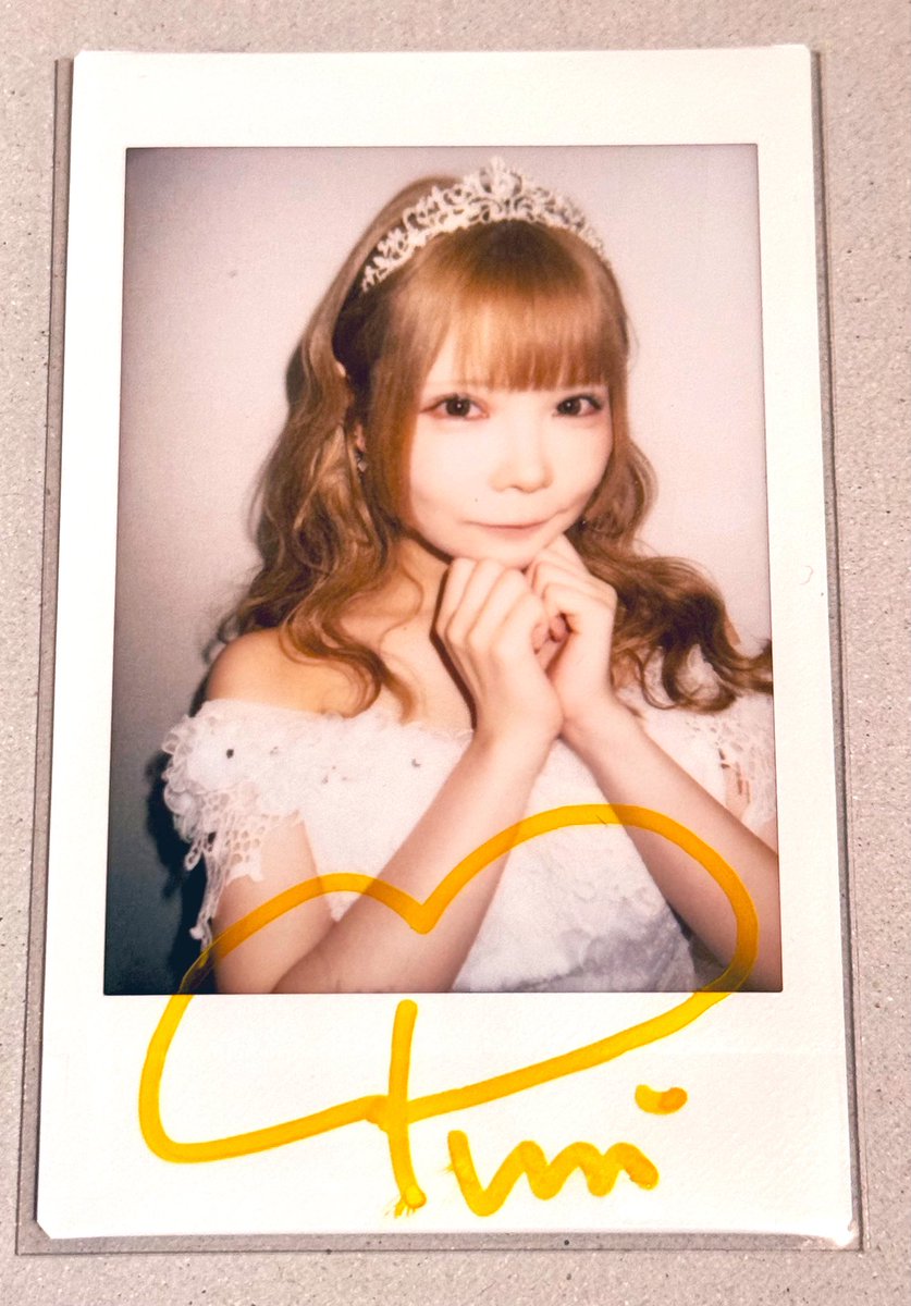 kenjiO417's tweet photo. この素晴らしき七夕の日に織姫様かと思いきや
ゆまさん、ミフユさん、ぷりんさん、
3人の花嫁が来てくれたよ！

#ゆまなのだっ
#冬眠喫茶室
#チェキプリィィィ https://t.co/TMUrzVFzGn