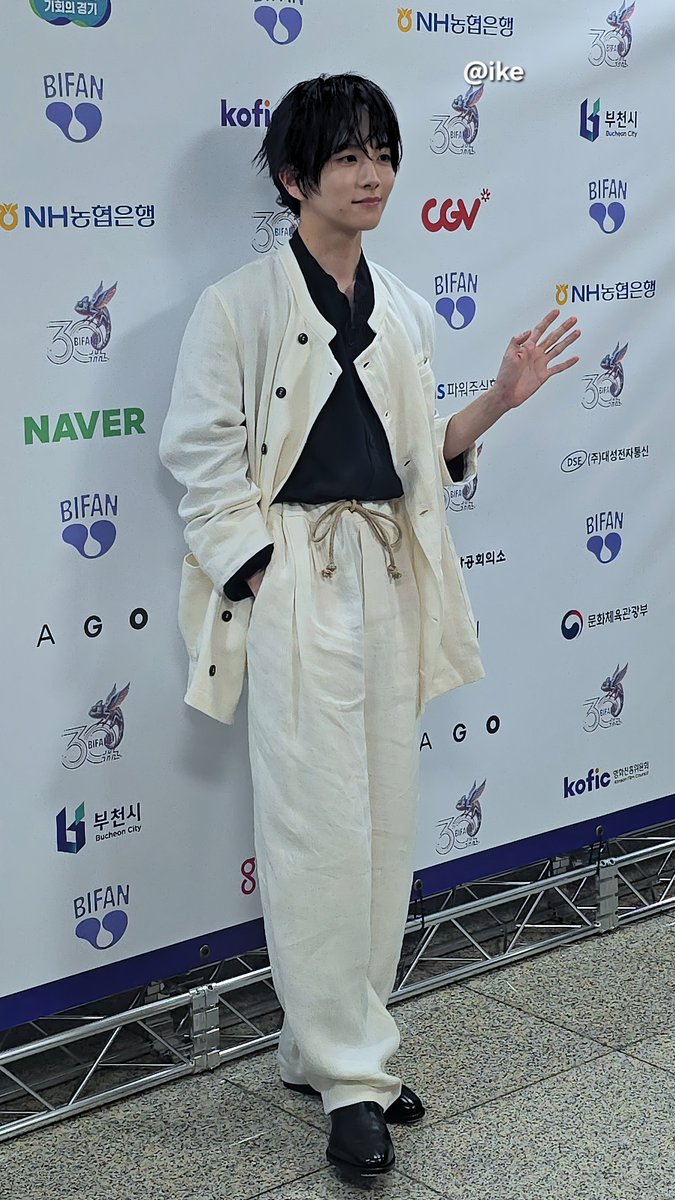 ikei_pic's tweet photo. 2026.07.07 부천국제판타스틱영화제 Bifan 
입에 대한 앙케트 GV 이타가키 리히토 板垣 李光人
#이타가키리히토 #板垣李光人 #口に関する���ンケート https://t.co/wm77EeIb7o