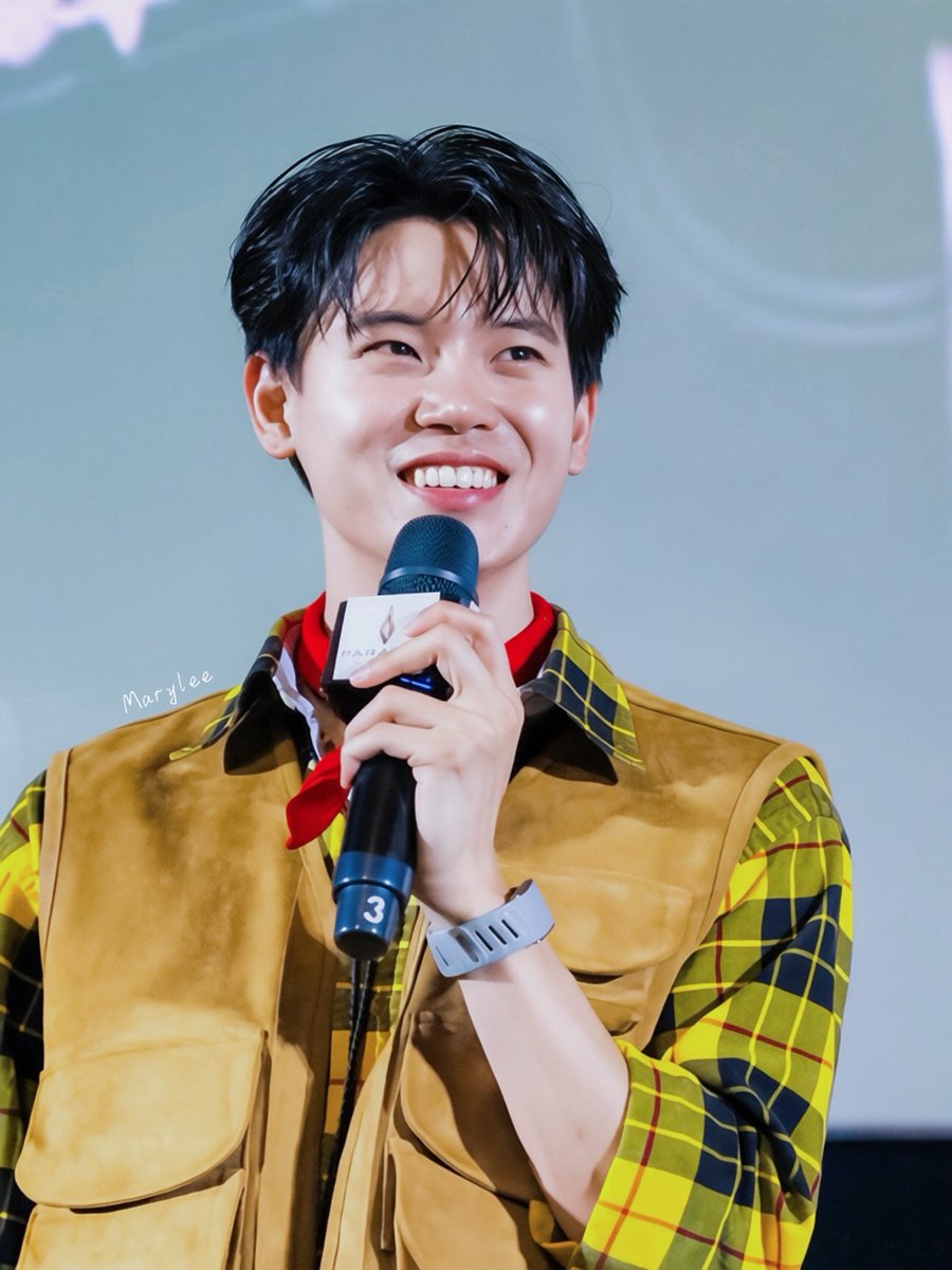nvshengkeai's tweet photo. 2026.07.05 Yinwar Major ToyStory5 Paragon 

Cute smiles 🥰💕

MAJOR X YINWAR TOYSTORY5
#ToyStory5THxYINWAR

#หยิ่นวอร์  #Yinwar 
#หยิ่นอานันท์  #yinyin_anw @yinyin_anw https://t.co/tcY8i4figw