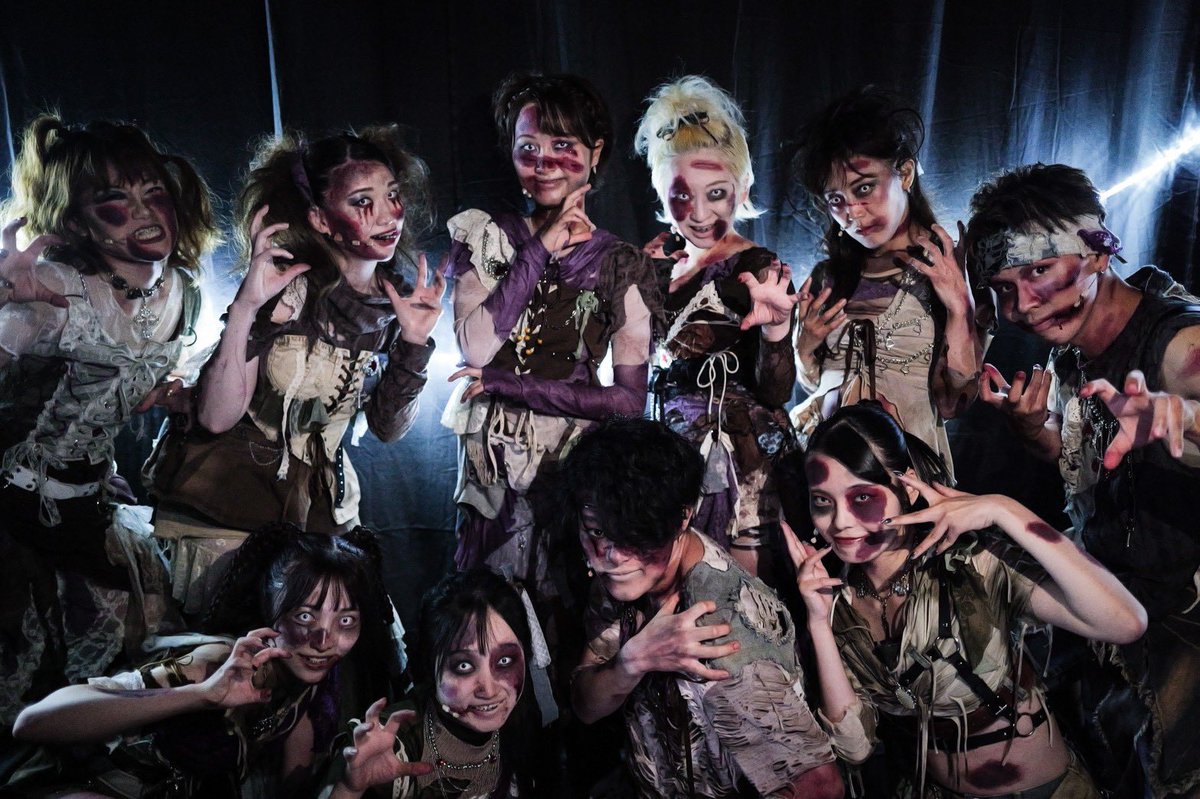 tokuoka_anna's tweet photo. 改めて…！ 
#デレミュ_オブザデッド

ご観劇ご視聴いただき、
本当にありがとうございました。

客席が大閃光でオレンジ色に染まる景色は、本当に綺麗で…！
あの光景は、きっとずっと忘れません。

ｲﾝｽﾀでも振り返ってます📸♡

 #デレミュオブザデッド_観劇レポート 

https://t.co/ba2Va9cGqX https://t.co/H4wVk7vVOC