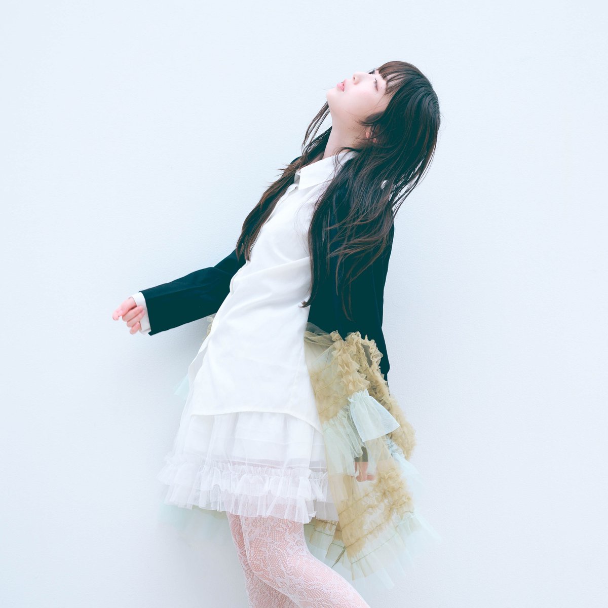 cossiegram's tweet photo. model : 波間白乃 @shino_namima 

drifted about… https://t.co/K3WxBzr6Tg