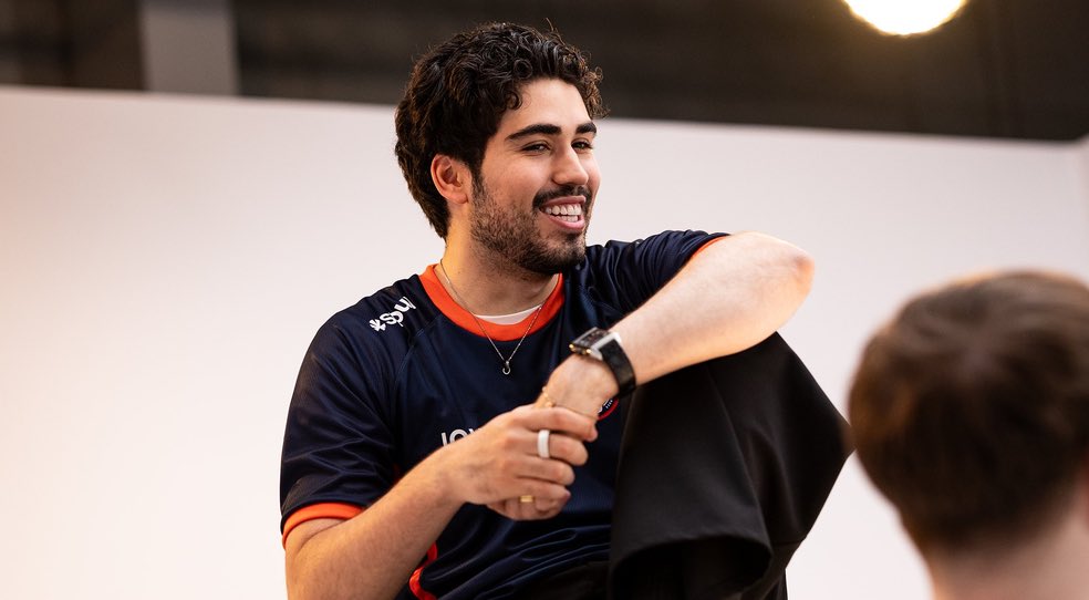 aspaszin's tweet photo. 2x1 contra a AG
Feliz demais por termos conseguido nos recuperar depois do jogo contra a TH. Agora é foco total nos playoffs!

Obrigado pela torcida de vocês🌪️💙 https://t.co/yi9UA0V808