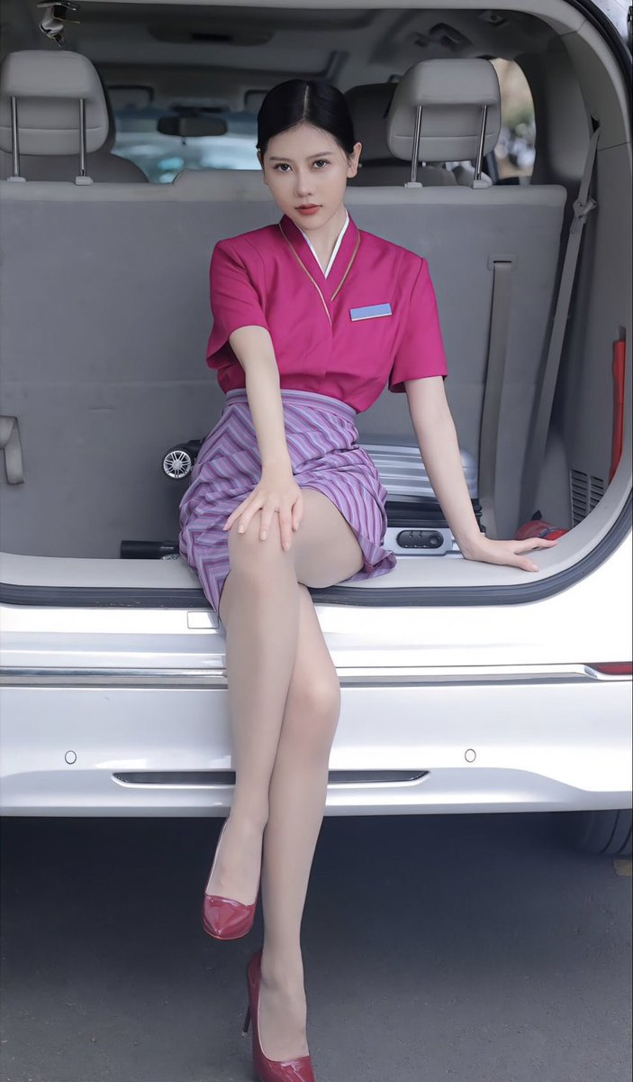 duoer7318's tweet photo. 用心打扮一下，喜欢穿制服跟你��动😘
   v：duoer7318 https://t.co/KH2BGYMncz