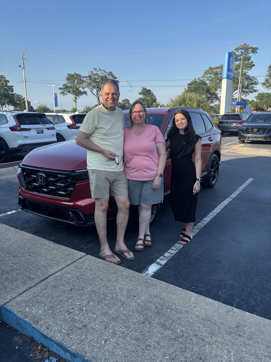PatPeckHonda's tweet photo. 🎉 SOLD! 🎉A huge congratulations from all of us at Group 1 Honda Gulfport on your brand-new 2026 Honda CR‑V Hybrid Sport‑L! 🌟
📍11151 Highway 49 • Gulfport, MS📞 228-832-8030 #SoldByCadence #HondaCRVHybrid #Honda #Group1HondaGulfport https://t.co/vJChzMi0Se