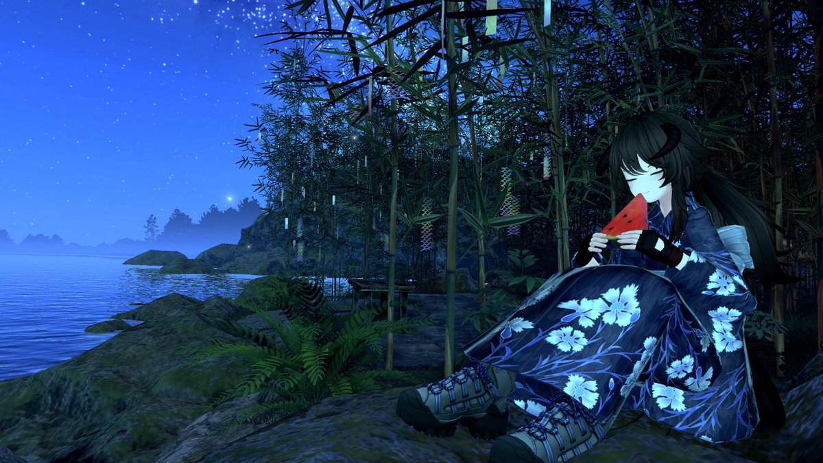 honmaguroVR's tweet photo. 七夕。天気は悪くないけど薄く雲がかかってて天の川は見えないなぁ。
一見場に合わせた服装に見えて、よく見ると使い慣れたものを手放せないみたいなシチュエーションが好き。ガワは偽装されてて中身は愛用品。とかも好き。 https://t.co/neyCp3769Y