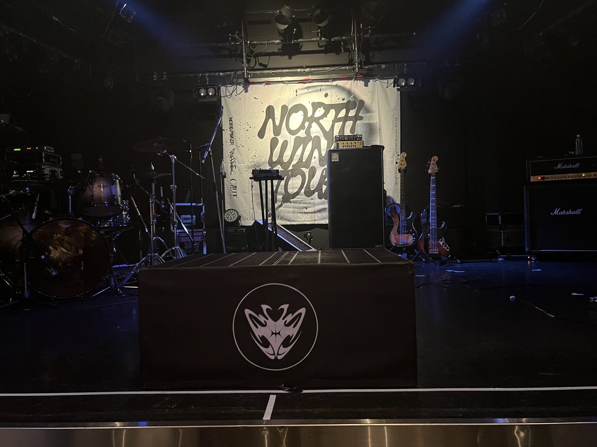 Mi03026856's tweet photo. 2026.7.6
NOISEMAKER presents
「NORTH WIND TOUR」
@仙台MACANA
w CVLTE/HIKAGE

HIKAGEから皆すごく歌ってて声やばかった!
首にダイバー跨がってきたと思ったらAGさんだった🫠
ノイズの袖でﾉﾘﾉﾘなのかわい🖤
懐かしい曲やコラボ多くてやばい!Kazukiさんの靴紐結ぶ貴重な体験出来た～🖤🦭 https://t.co/0j78n8jFVl