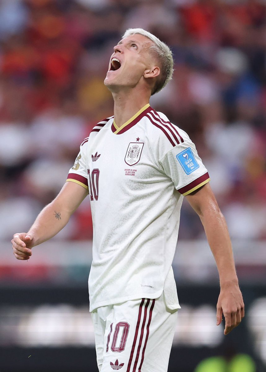 forlanista_'s tweet photo. El mundial pasa por este mediocampo https://t.co/6XawgiXsJh