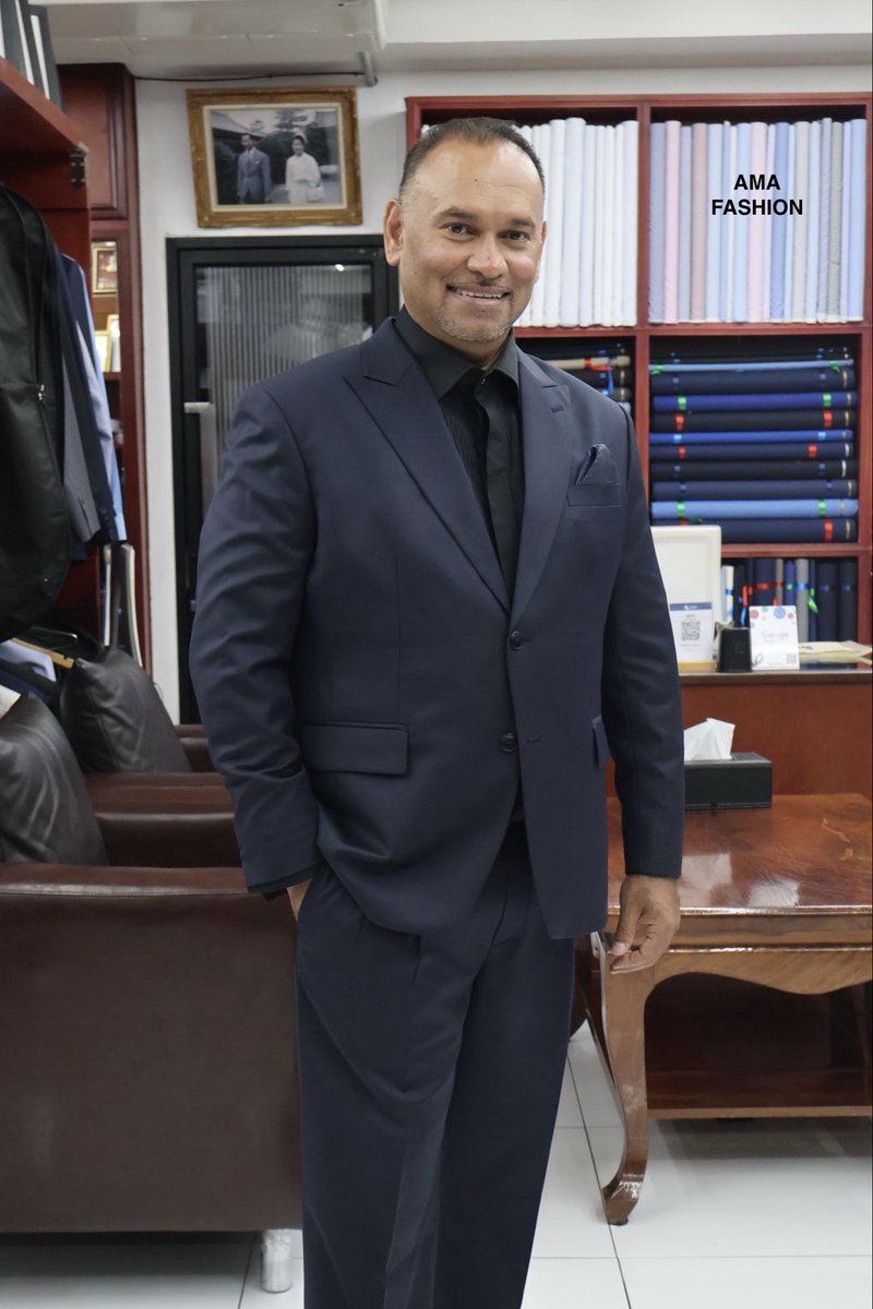 tailorpattaya's tweet photo. The best place to get custom suits in Pattaya. #Amafashion #ama #tailor #pattaya #customtailor #Thailand #pattayatailor https://t.co/qsDzffs6pc