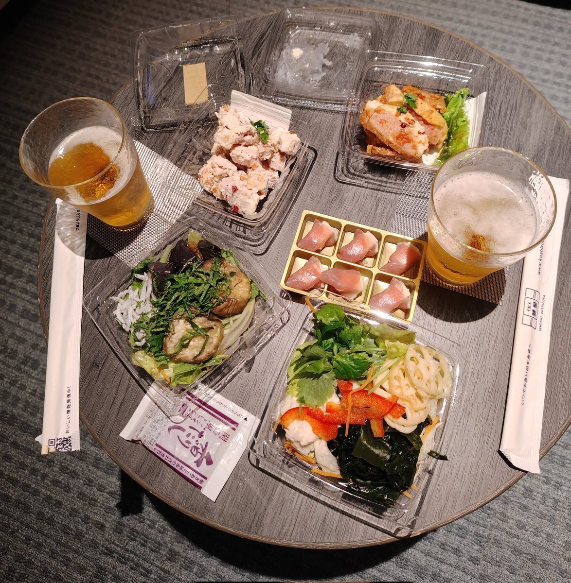 mgnizm's tweet photo. 大浴場からのごはんは最高だ！　ホテルから徒歩で有明アリーナにカチコミをかけようとしたところ、普通に道に迷い、善良な都会民に道を聞きまくる妖怪と成り果てたりもした https://t.co/Le8cf653Pq