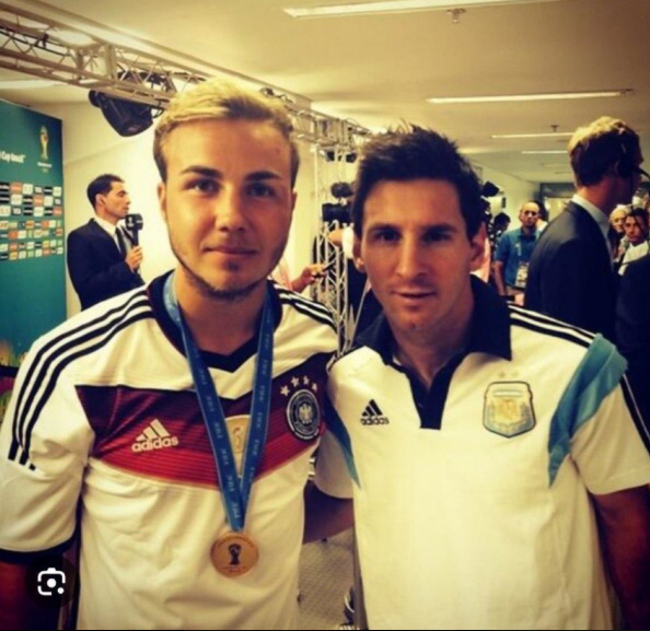 foxrainnnnn's tweet photo. top scorer world cup of all time..
tapi jujur mbappe sama haland bisa ngejer dgn gampangg kalo konsisten https://t.co/U1mo25CfmL