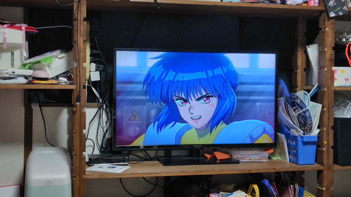 _kami_chan__'s tweet photo. 攻殻機動隊新シリーズやってるぅぅう！！！
夜ふかしするもんだなぁ(寝ろよ) https://t.co/wh0U8OhESp