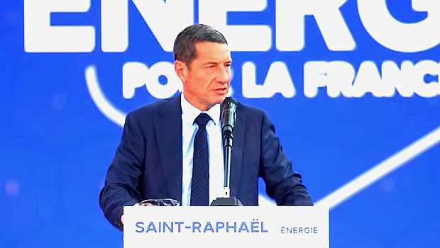 Ambition_France's tweet photo. Face au déclassement, il n'y a aucune fatalité : la France possède en elle les forces du sursaut. Puissant, ambitieux, radical ⬣ Désarmer la bureaucratie, réarmer l'État régalien. ⬣ Construire l'État-Performance : 200 milliards... https://t.co/JKzX4KdWMo https://t.co/DXzKYRauLN