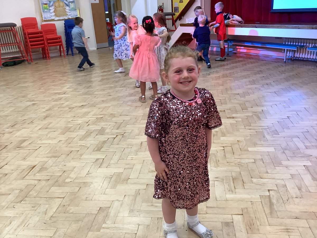 All_Saints_Sch_'s tweet photo. We had the best time at the KS1 disco 🪩 https://t.co/cDE0pmTyRS