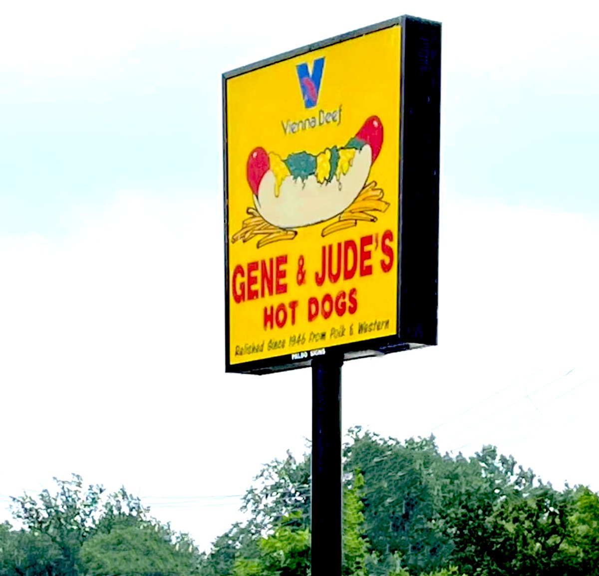 genejudes's tweet photo. Our Hours   Sun - Thurs 10:30am - 1:00am
Friday &amp; Saturday  10:30am - 2:00am https://t.co/Hd0SdXH86y