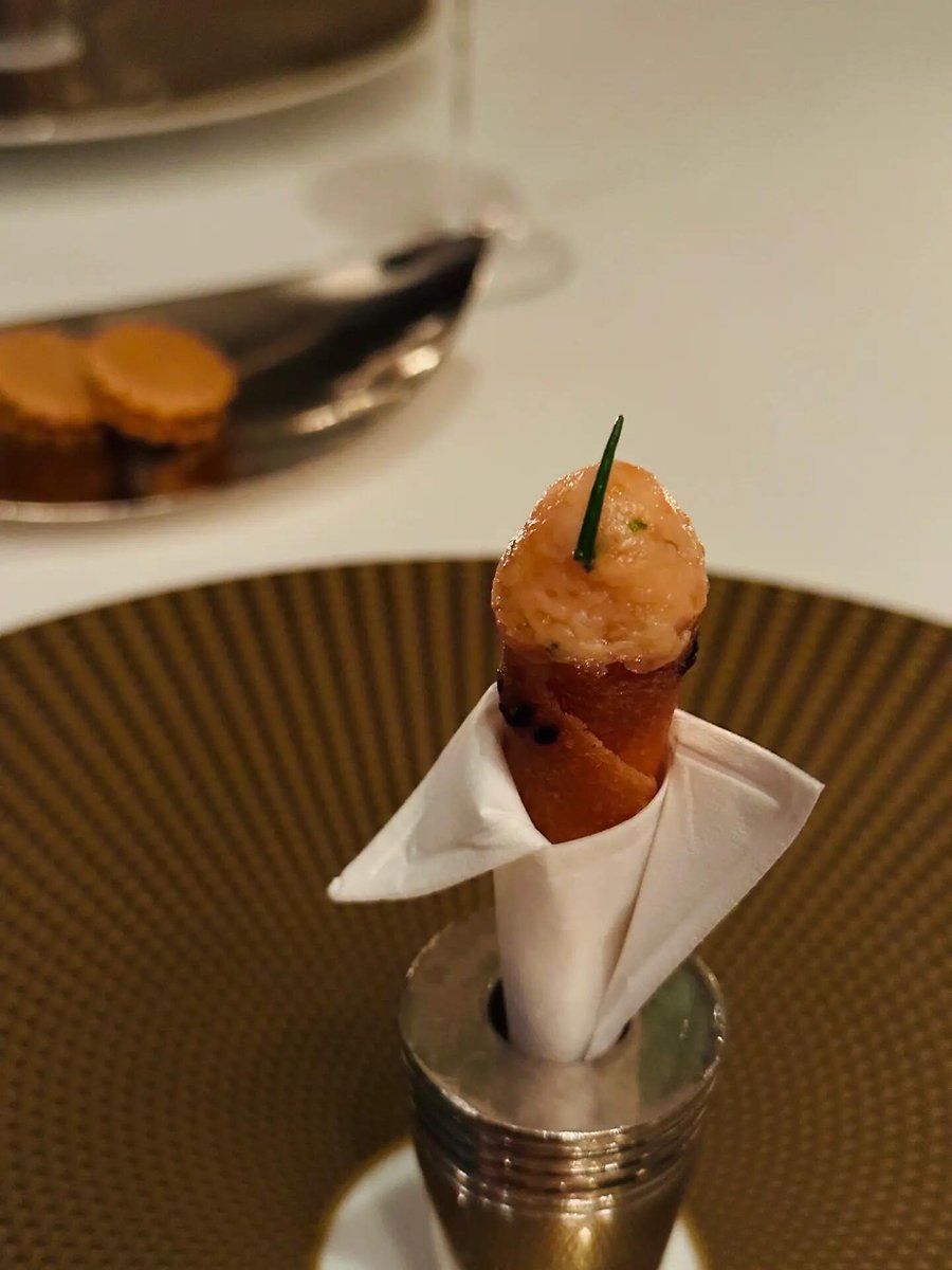 SHelenaSG's tweet photo. Life is peaceful and beautiful; enjoying good food is enjoying life. I had a late lunch today, but it was a delicious and satisfying meal. https://t.co/HdmB49BiuP