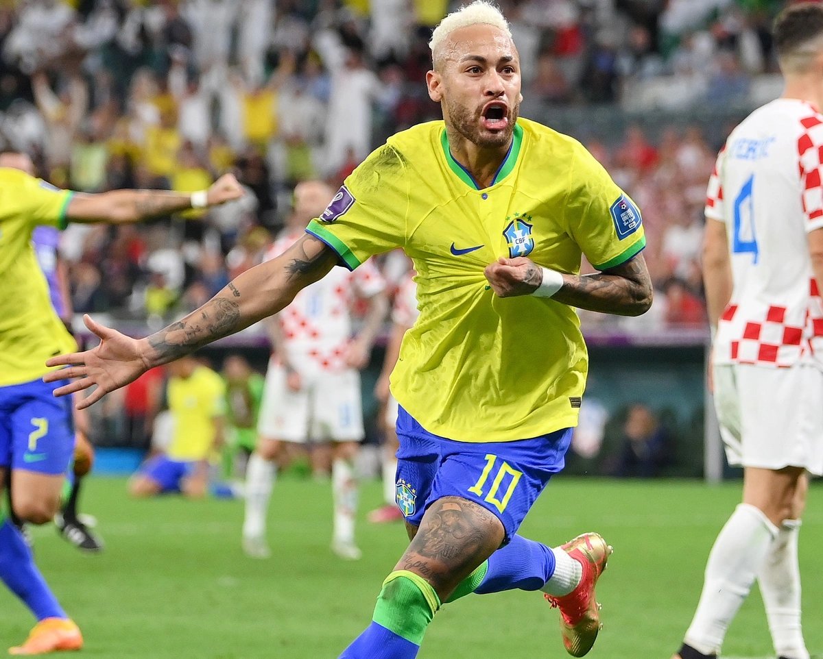 shevchen_kun's tweet photo. Incrível como o Neymar foi responsável pelo primeiro gol que eu comemorei na vida, o gol que eu mais comemorei na vida e o que eu menos comemorei na vida https://t.co/1HtV8tEpRC
