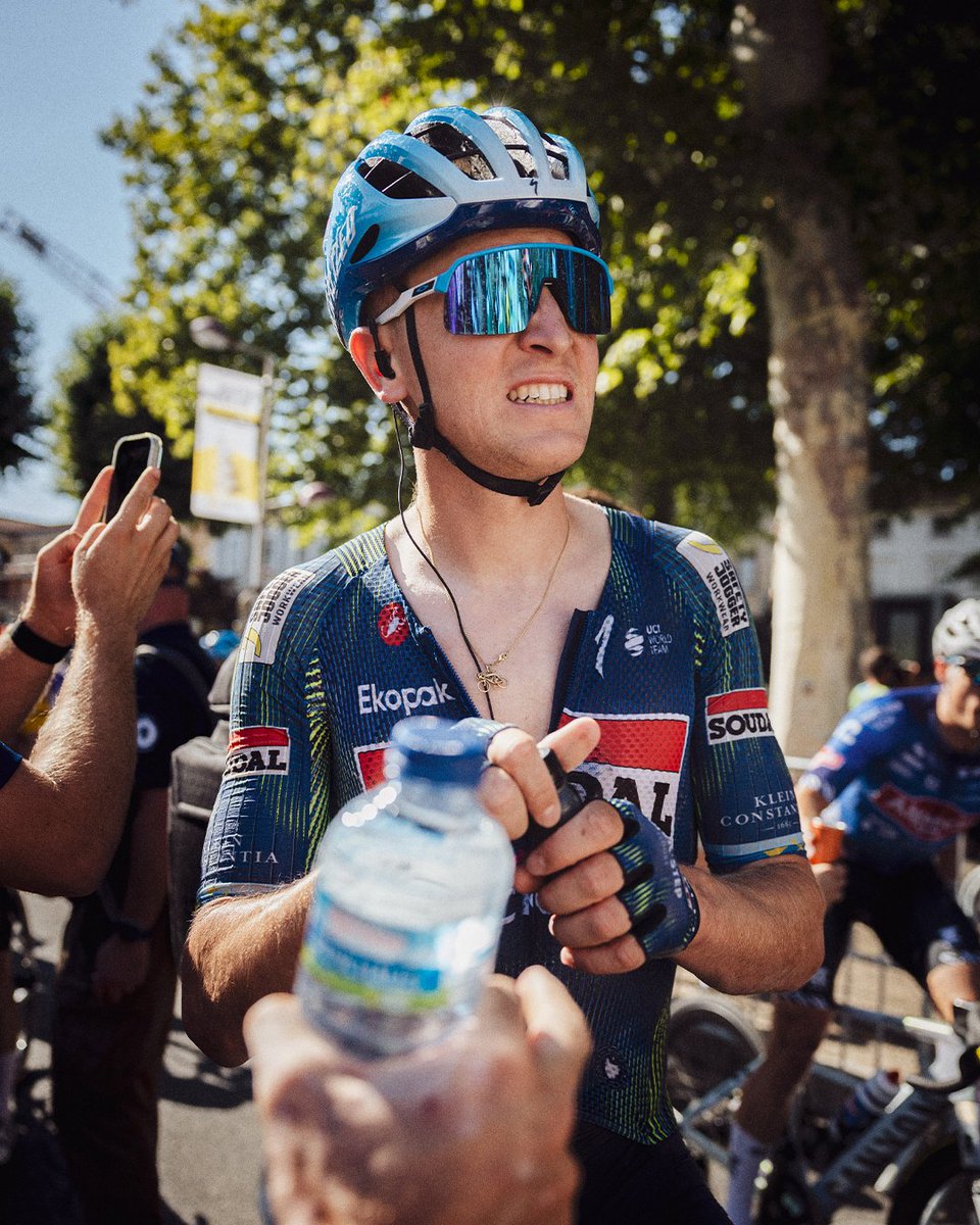 soudalquickstep's tweet photo. A strong showing in the breakaway from @Jasperstuyven and @PascalEenkhoorn during a scorching hot Stage 4 of @LeTour. 🔥

#TheWolfpack https://t.co/5G7gaPz9T4