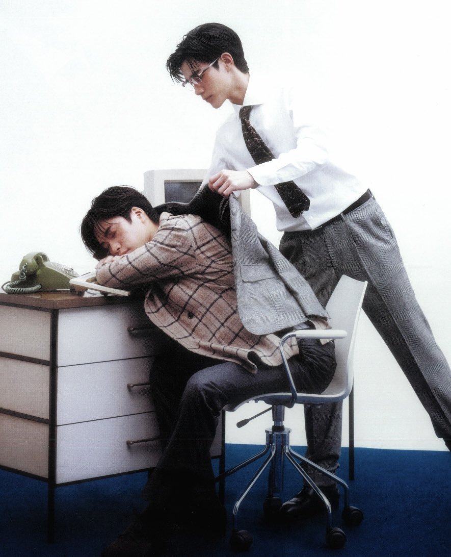 limingbot's tweet photo. office romance bl next! https://t.co/pp5UT5hUUh
