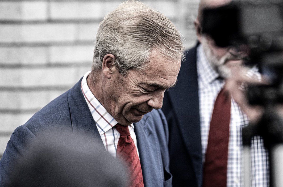 paul_oay's tweet photo. @PolitlcsUK Nigel Farage must feel like a fool. His gambit will make him look like a bigger fool and the butt of jokes across the nation🥶 https://t.co/eptKROntmE