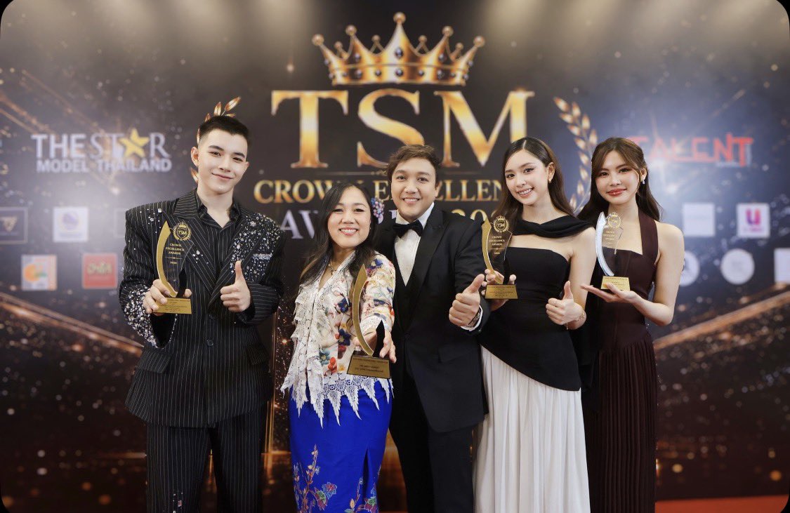 GybProject's tweet photo. ขอแสดงความยินดีกับทุกท่านที่ได้รับรางวัลด้วยนะครับ
#TSMCrownExcellenceAwards2026 
#CrowofInspirationAwards2026
#StarTalentKidsandTeensAwards2026 
#TheBestGlobalBusinessAwards2026 
#StarMediaInternationalAwards2026
#ชมรมส่งเสริมพัฒนาเยาวชนและนักธุรกิจไทยสู่สากล
#GYBEntertainment https://t.co/QS8AWfzXxy