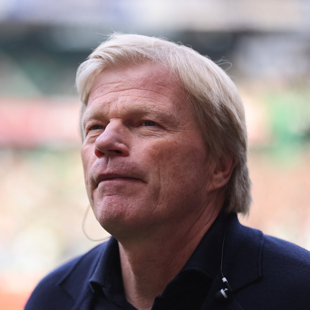 demarkesports's tweet photo. Oliver Kahn: "Madem şimdi futbol tarihini yeniden yazıyoruz, küçük bir önerim var. FIFA’nın, 2002 Dünya Kupası yarı finalinde Michael Ballack’a gösterilen ve onun final maçında oynamasını engelleyen sarı kartı iptal etmesini istiyorum. Hazır bu konuyu açmışken, Brezilya’yla oynanan final maçını da yeniden oynayabiliriz."