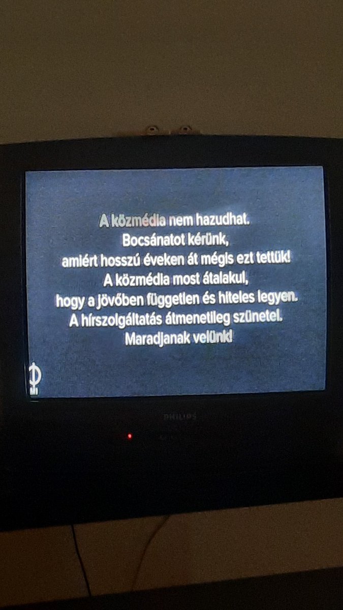 Kislesko0317's tweet photo. #Hungarian state news channel M1 suspended its broadcast and now shows the following message: https://t.co/acYw4gxEsY