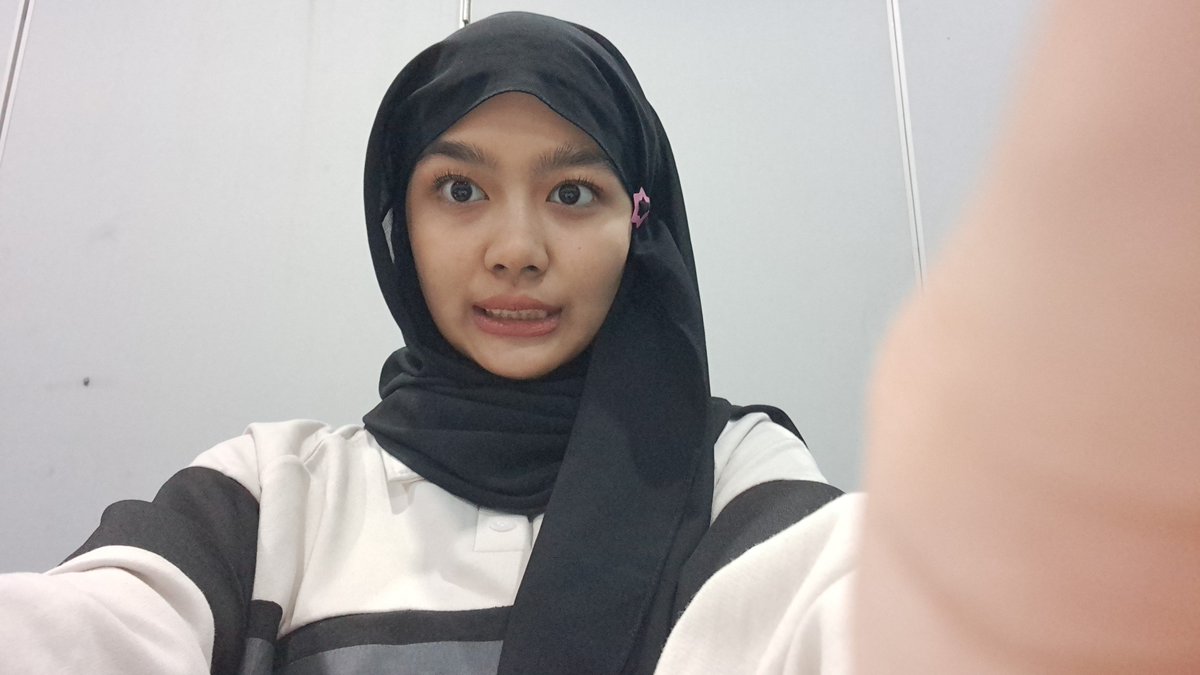 shaarinza's tweet photo. edisi kangen bimbel ADH https://t.co/nDLZ6LphXm