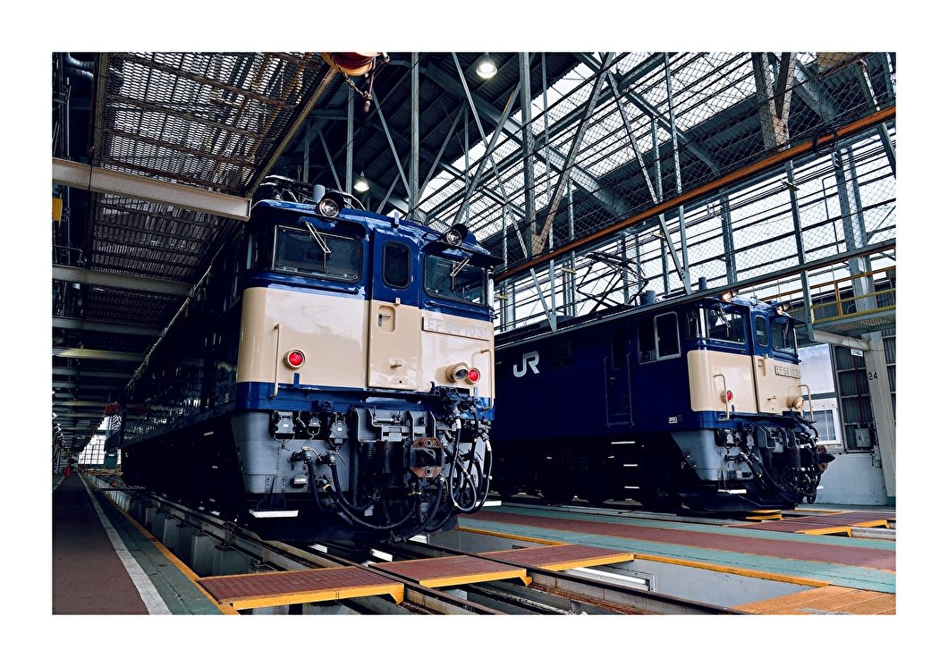 isumi52125's tweet photo. 久しぶりに見たKE77.KE70付きの双頭機

1032号機は最近になって双頭機になった釜。総括はもう行なわないと判断したのか、KE70とKE77は双頭機対応の物に改造されなかったのですね

1031号機と比べるとケーブルの長さが違うのがよく分かります https://t.co/ojLx4YmWIM
