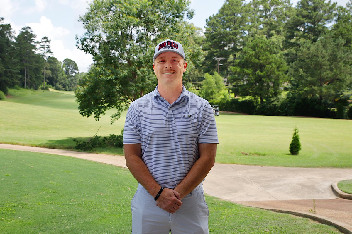 emccinfo's tweet photo. Tyler Dawson, a graduate of the University of Alabama's Sports Management program, has been hired to serve as the head golf professional at our Lion Hills Center &amp; Golf Course in Columbus. Read more here: https://t.co/3vBsXFVNuz https://t.co/mKKk77ou9u