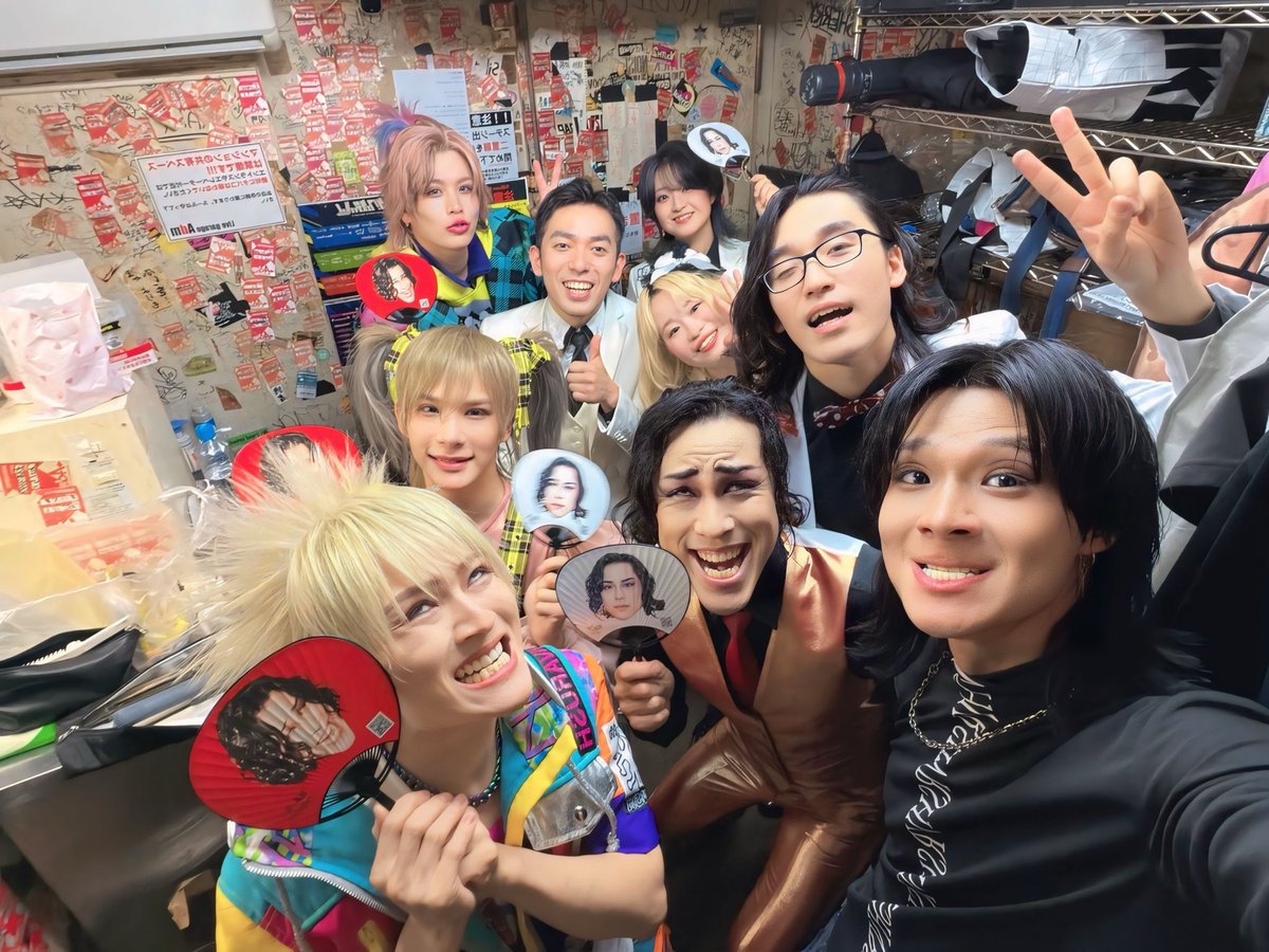 vivar_official's tweet photo. 2026年7月7日(火)池袋Adm
19代目梅雨将軍2man series〜平和な将軍〜
「シルバーラッシュ将軍」
月と太陽🌙☀️久しぶりのツーマン🌹
皆さまのおかげで素敵な夜となりました✨ありがとうございました🥳
本日のセトリを #Sptify にて公開🎧
https://t.co/5ny6Ad6RAN https://t.co/nCHfc3OKhP
