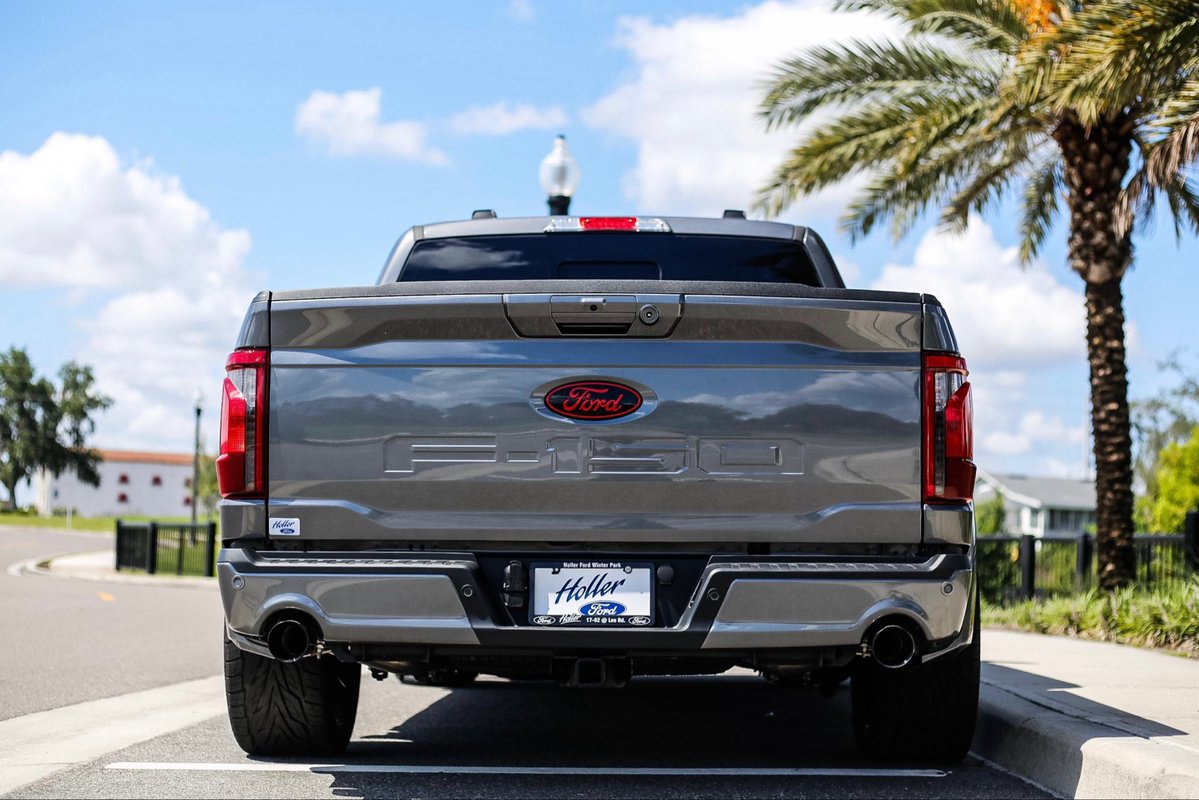 WaldochCustoms's tweet photo. Our friends at @HollerFord have this supercharged F-150 Redline available now. Ask for Christian Diaz and he will help you take this beauty home!
#waldoch #hollerford #fordf150 #f150 #f150_nation #lowered #loweredtrucks #loweredlifestyle #loweredf150 https://t.co/CZOFCi38rs