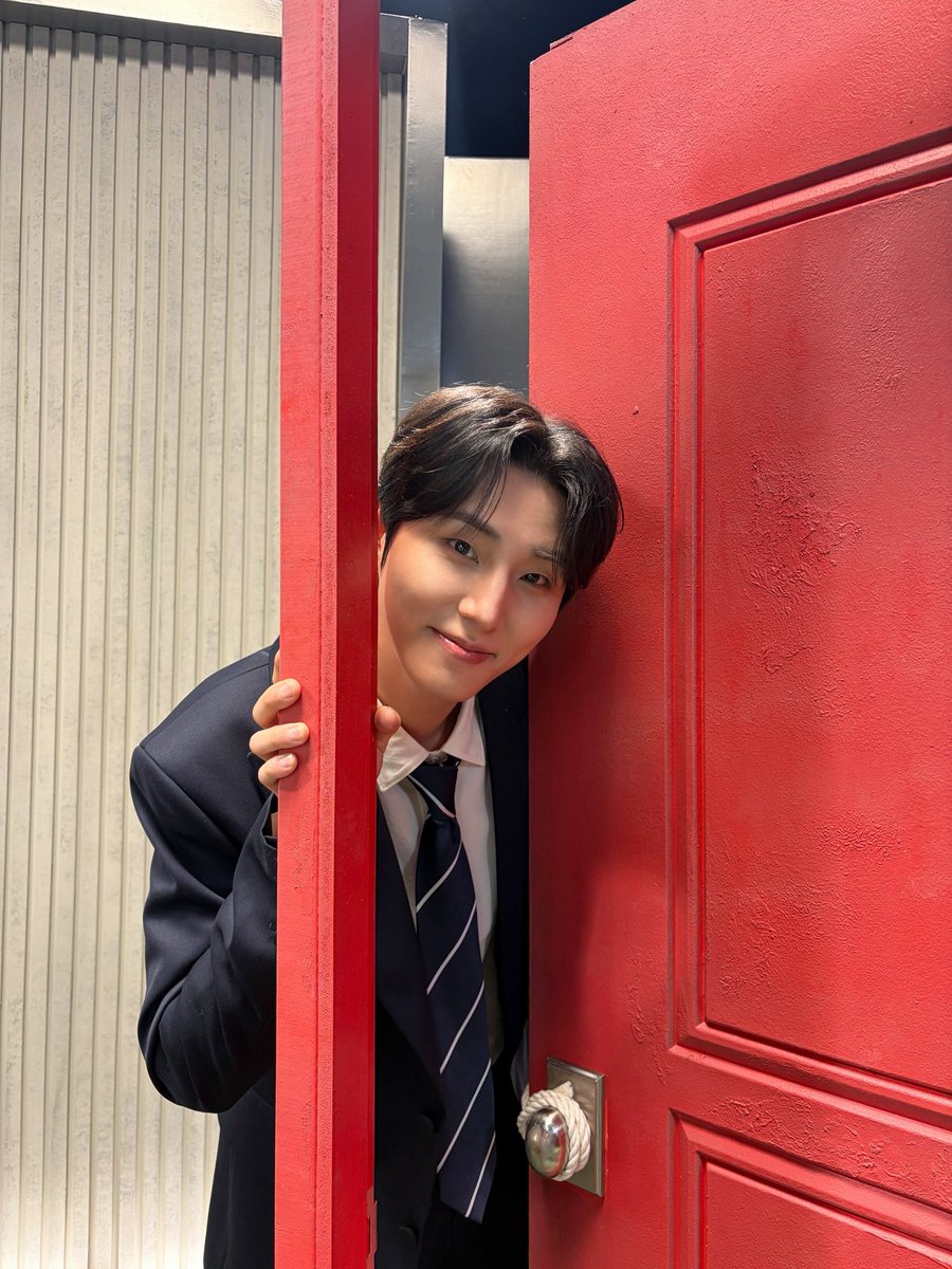 day6official tweet picture
