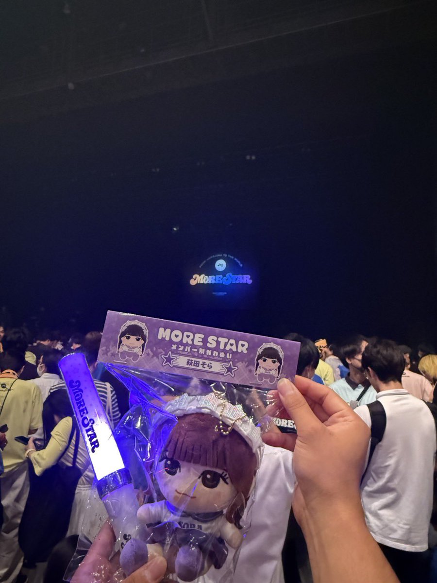 kaimatudesu1224's tweet photo. 7/7は七夕の日？いや、私にとっては
もあすたの日になりました💜
ギリギリまで部活を見て、急いで向かい何とか間に合ったMILKY STAR！新衣装もステージも全てが可愛かったけれど、やっぱりそらちゃんが可愛すぎた😭久々に会えてまた頑張れそうです！ありがとう💜
 #萩田そら
 #MILKYSTAR
  #先生 https://t.co/tEhSzTxPaM