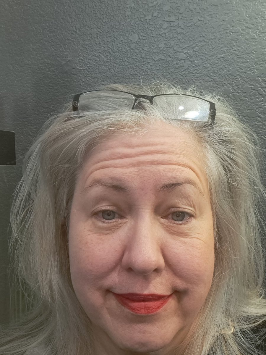 DeedeeDenby's tweet photo. Heyy https://t.co/CMZSZO5SIx