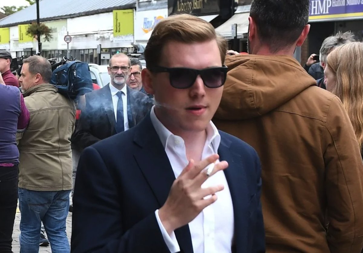 Dplanet's tweet photo. What was actually under investigation.

A £5m personal gift from crypto billionaire Christopher Harborne, received before the 2024 election. Never entered on his register of interests. Under formal investigation since May.

And, per the Sunday Times: private security, drivers, paid staff and use of a London townhouse from George Cottrell - convicted of wire fraud in the US in 2017. Cottrell's own lawyers confirm he hired and paid staff in Farage's private office. Staff who worked on Farage's social media before a general election. Also absent from the register.

[SOURCE: Guardian, Sunday Times, Telegraph.]