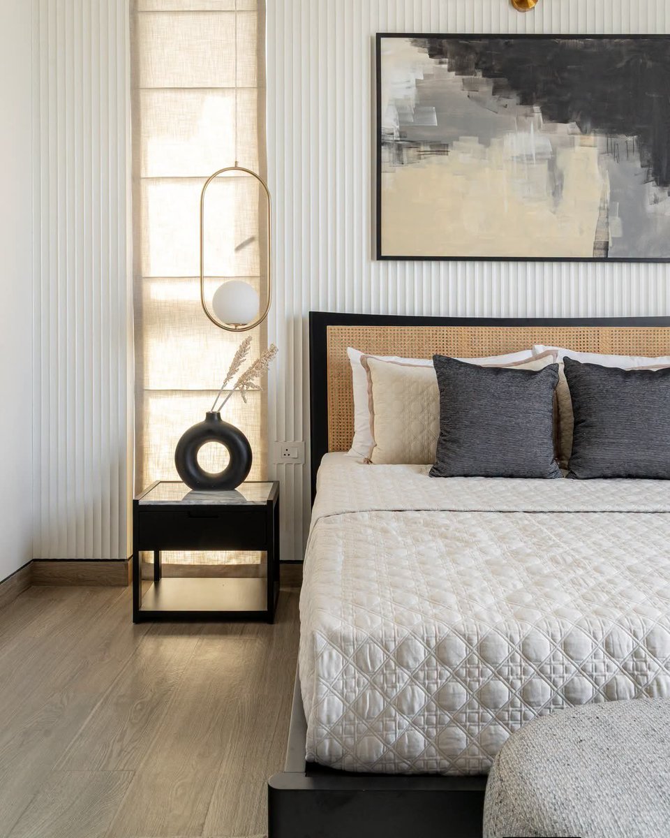justadd2cart's tweet photo. Set high in a thirty-nine storey tower by WOW Architects, this 2,400sqft home brings elements of historic Madras into a modern setting.
See more from the source:
Facebook Good Homes
#architecture #architectureproject #decor https://t.co/qLpDX0Buza