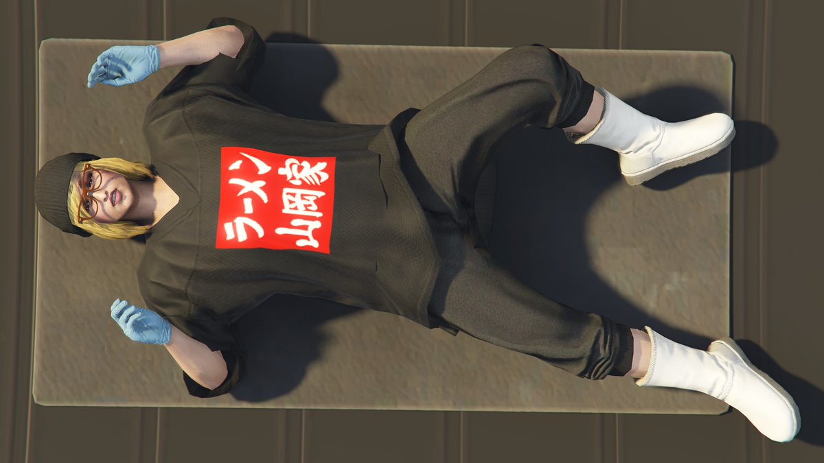 usany0n's tweet photo. 抱き枕の画角

＃GTA5 https://t.co/b1tzkPzpOt