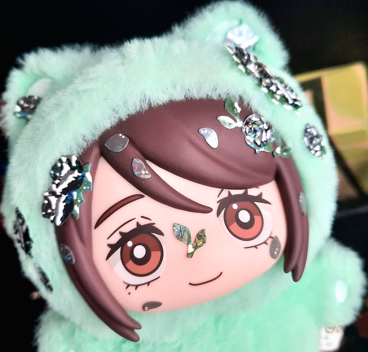 bitetoberry's tweet photo. Kok bisa ya ada karakter cewek dari anime dukun tapi segemas ini? 
Kok bisa ya dia cuma senyum tapi gemasnya terasa sampai ke pembuluh darah membuatku merinding hingga sekujur tubuh 
Dia tuh karakternya hot, santuy, cihuy tapi segemas, selucu, sefluffy ini kalo jadi merchandise https://t.co/aFUZmUUMab