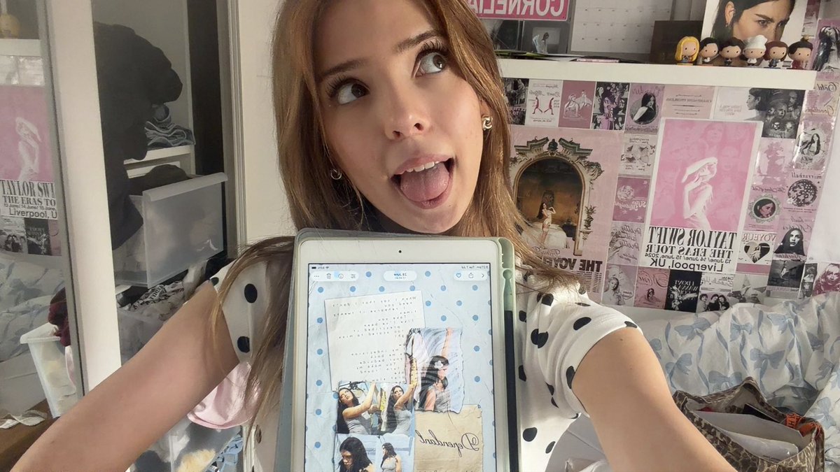 tehejastehe's tweet photo. #SelfiesForDependent  with my dependent poster!!⭐️@alessir0se https://t.co/WeYfEE2K6I