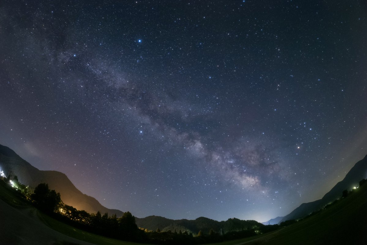 HisatarouFire's tweet photo. 七夕の天の川。
七夕に晴れるなんて奇跡w
天の川を挟んで織姫と彦星が輝いてました✨
2026.07.07🎋
@秋田県湯沢市 https://t.co/THWcXpBC5e