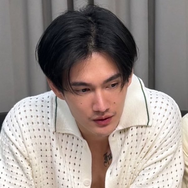 cydecostan's tweet photo. พี่น้องเพวดิบหุดับ หล่อwaๆๆๆๆๆๆ y-y https://t.co/N79zmQUPSY