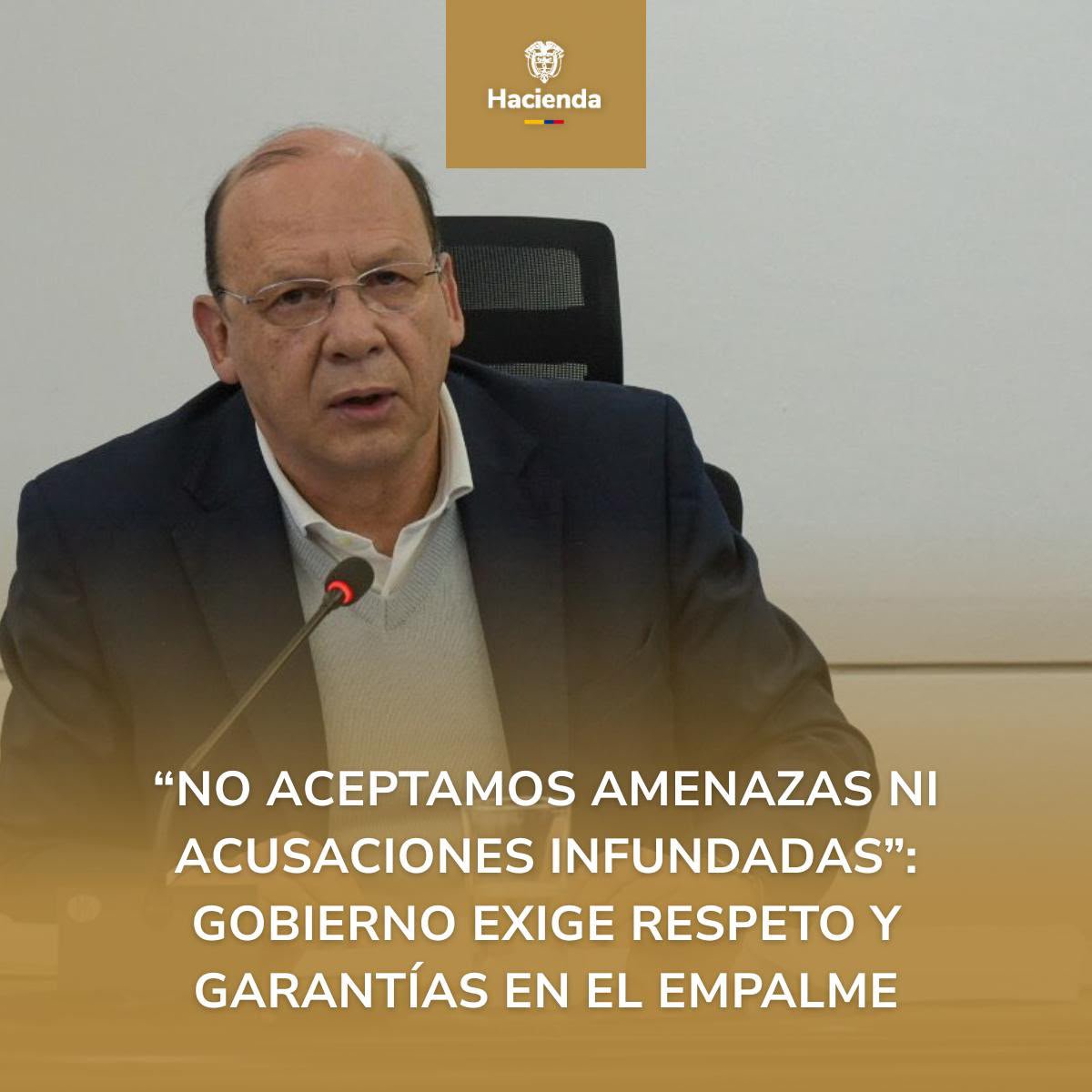 MinHacienda's tweet photo. 📢 El empalme es un proceso institucional que debe desarrollarse con respeto, transparencia y garantías.

El ministro de Hacienda, Germán Ávila Plazas, reiteró que el Gobierno Nacional está dispuesto a entregar toda la información y rendir cuentas al país, pero rechazó las... https://t.co/VuNjqtmXuN