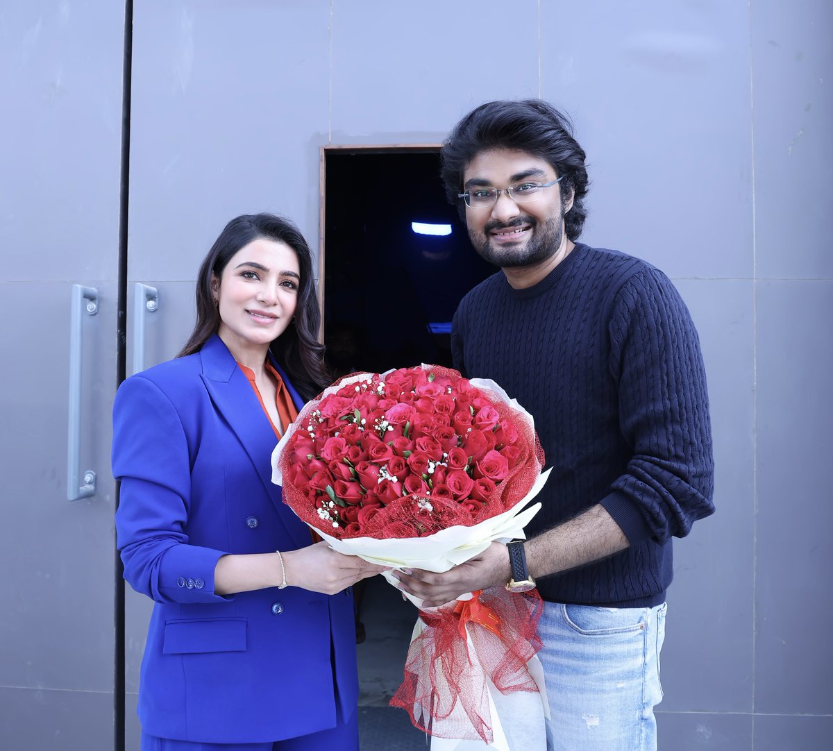 kamala_cinemas's tweet photo. It was a pleasure meeting you, @Samanthaprabhu2 Ma’am ❤️

She was excited to know that all three of her films alongside the Honourable Chief Minister of Tamil Nadu C. Joseph Vijay Sir - Kaththi, Theri and Mersal were specially re-released at Kamala Cinemas as part of CM Sir’s birthday celebrations with all shows running houseful 🔥